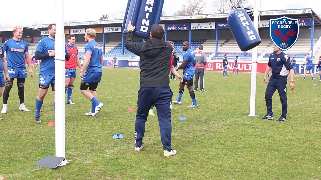 Exercice de récupération de ballons hauts