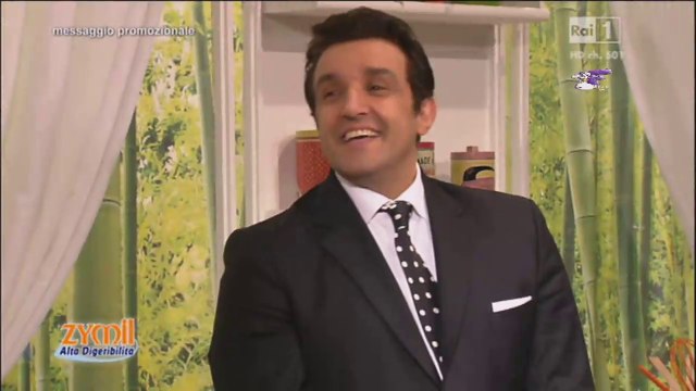 La seconda telepromozione con Flavio Insinna e Laura Barriales
