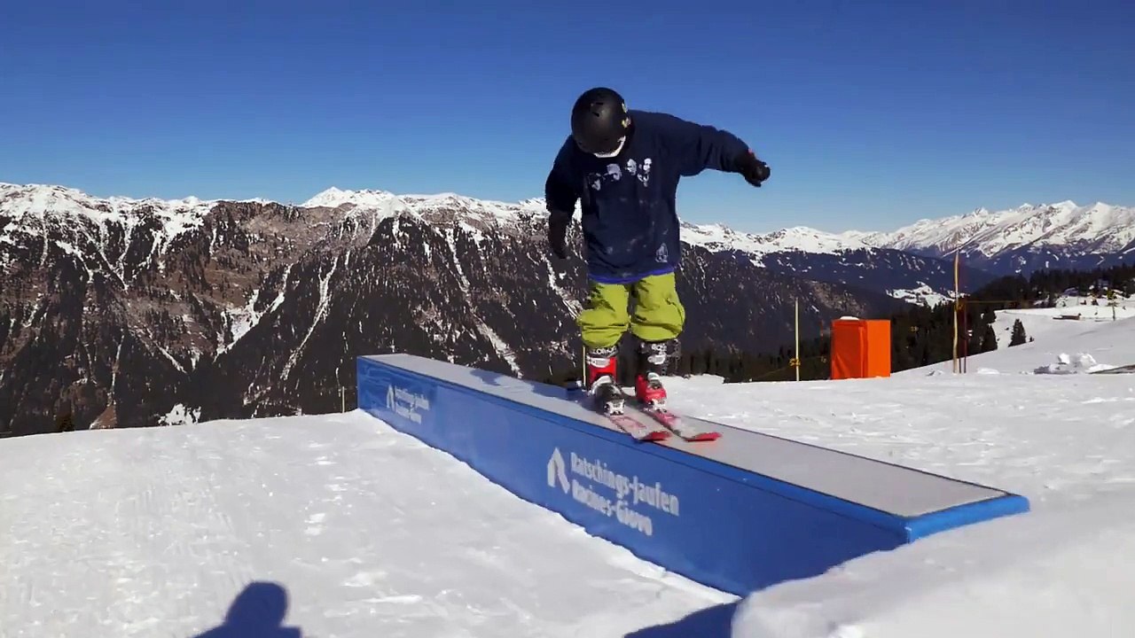 Snowpark Ratschings: Freeski Action from a bird's-eye view - 12.02.2015