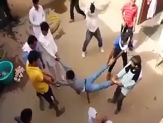 Hindistanda Kıza Laf Atan Adama Verilen Ceza