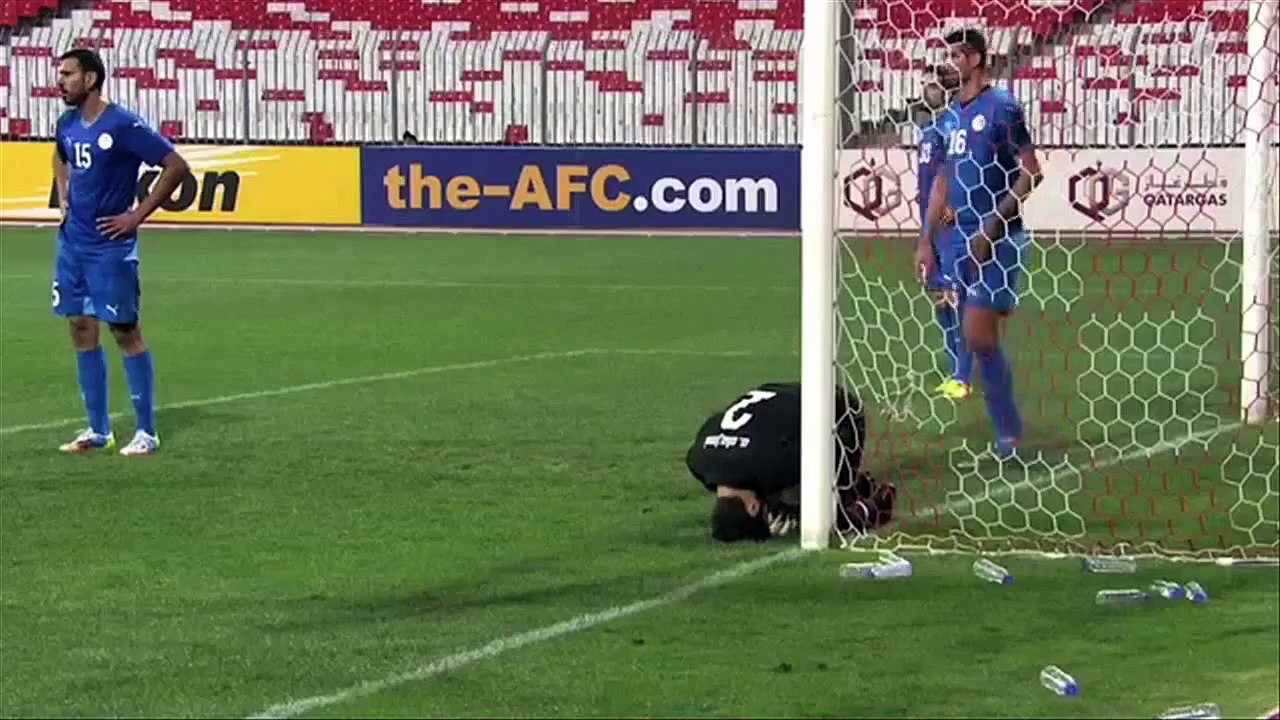 ¡Marca desde el corner en el último minuto y se vuelve loco!