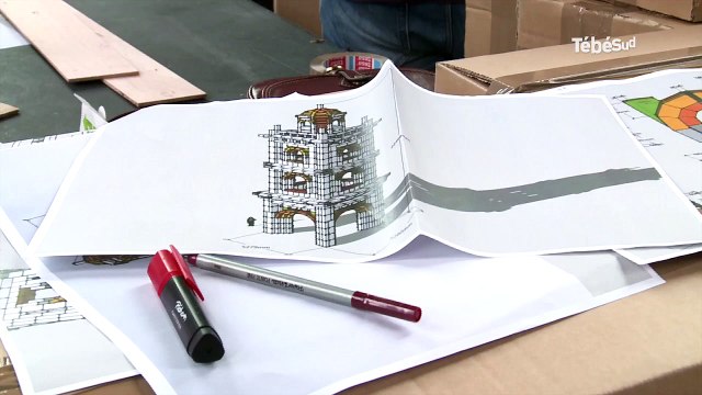 Auray. Athéna : la tour en carton prend forme sous la chapelle du Saint-Esprit