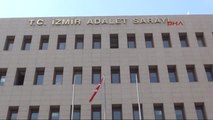 İzmir'de Avukatları Adliye Yasağı Durdurmadı