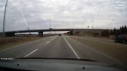 OMG ! Flic OWNED par 2 motards !