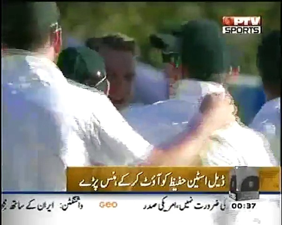 ---Dale Steyn vs Mohammad Hafeez battle