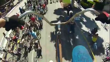 Faire du vélo géant ... C'est pas évident