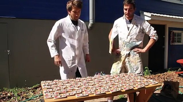 Des dixaines de pièges à souris déclenchés en slow motion !