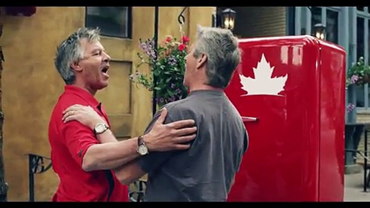 TOUT BON ! Tu veux une bière ? Chante l'hymne canadien ... MDR !
