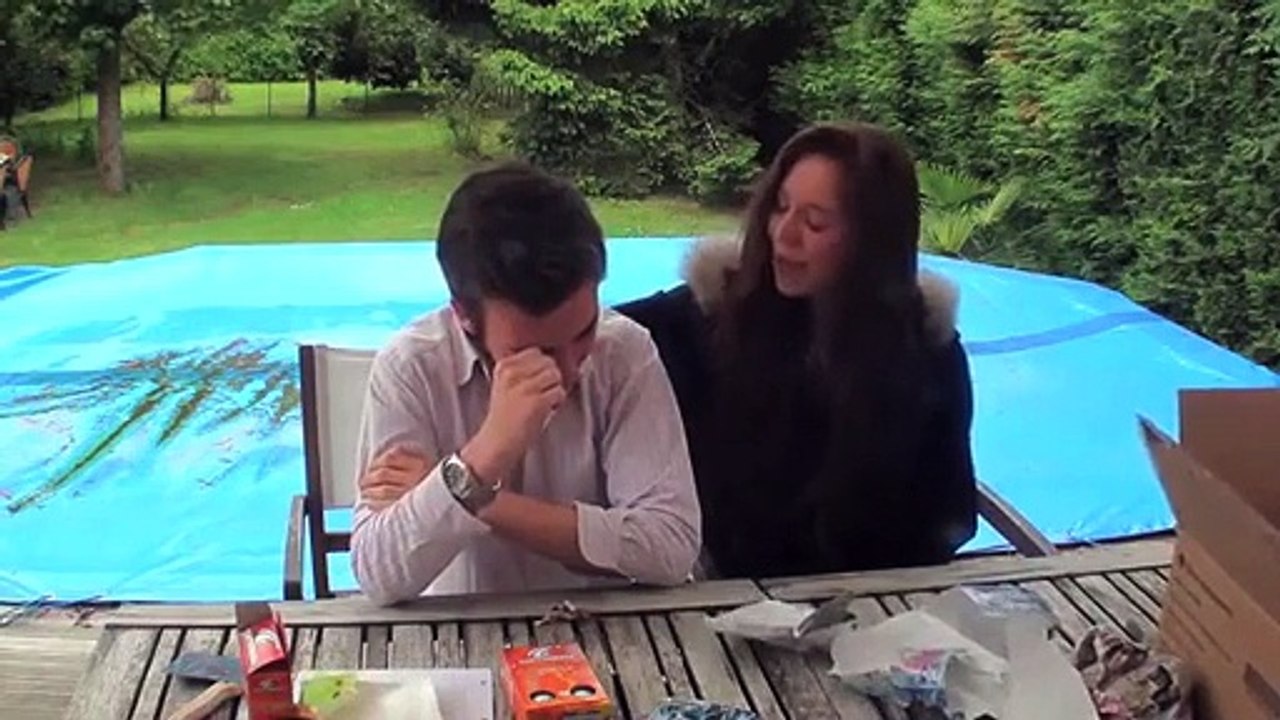 CIRCONSPECT :-/ Il pleure en entendant la chanson de Pokemon !