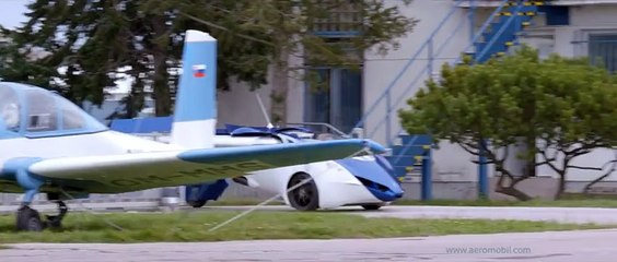 Le future de l'automobile, la voiture volante, disponible à la vente !