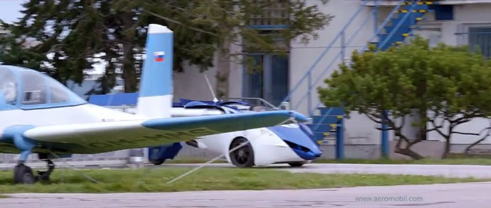 Le future de l'automobile, la voiture volante, disponible à la vente !