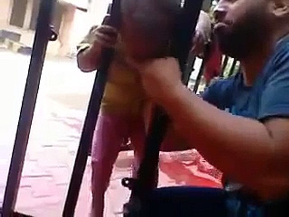 Ce que ce mec fait pour cet enfant est vraiment...