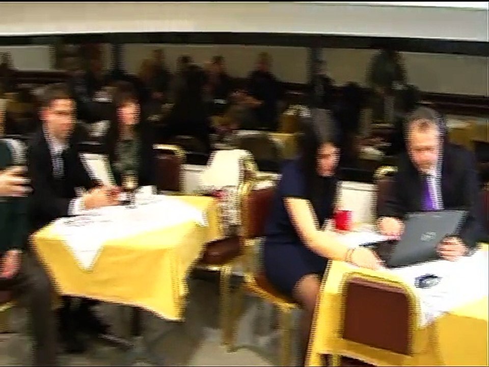 ΛΕΒΕΝΤΗΣ  ΠΡΟΣ  ΔΑΝΕΙΟΛΗΠΤΕΣ  ΛΑΡΙΣΑ