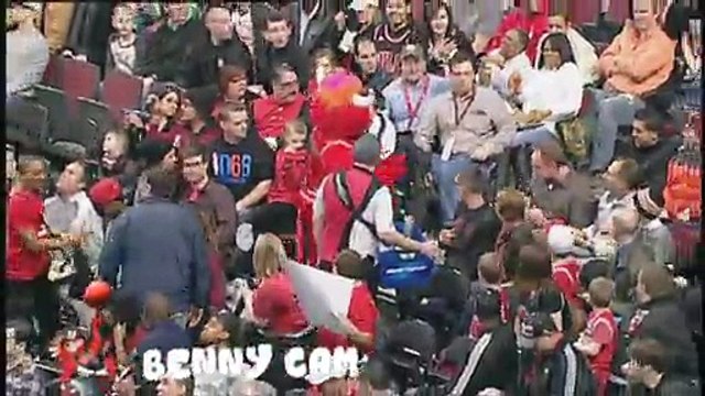 Compilation des meilleurs moments de Benny the Bull, la mascotte des Chicago Bulls!