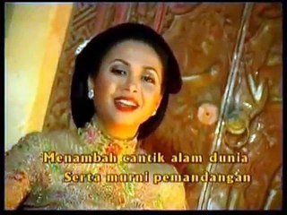 Dibawah Sinar Bulan Purnama - Sundari Sukoco