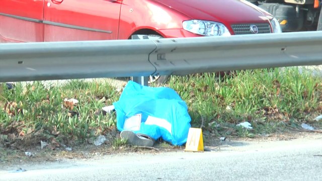 Teverola (CE) - Incidente sulla strada statale Appia, extracomunitario muore sul colpo (11.03.15)