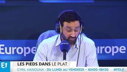 Cyril Hanouna envoie un texto à François Hollande