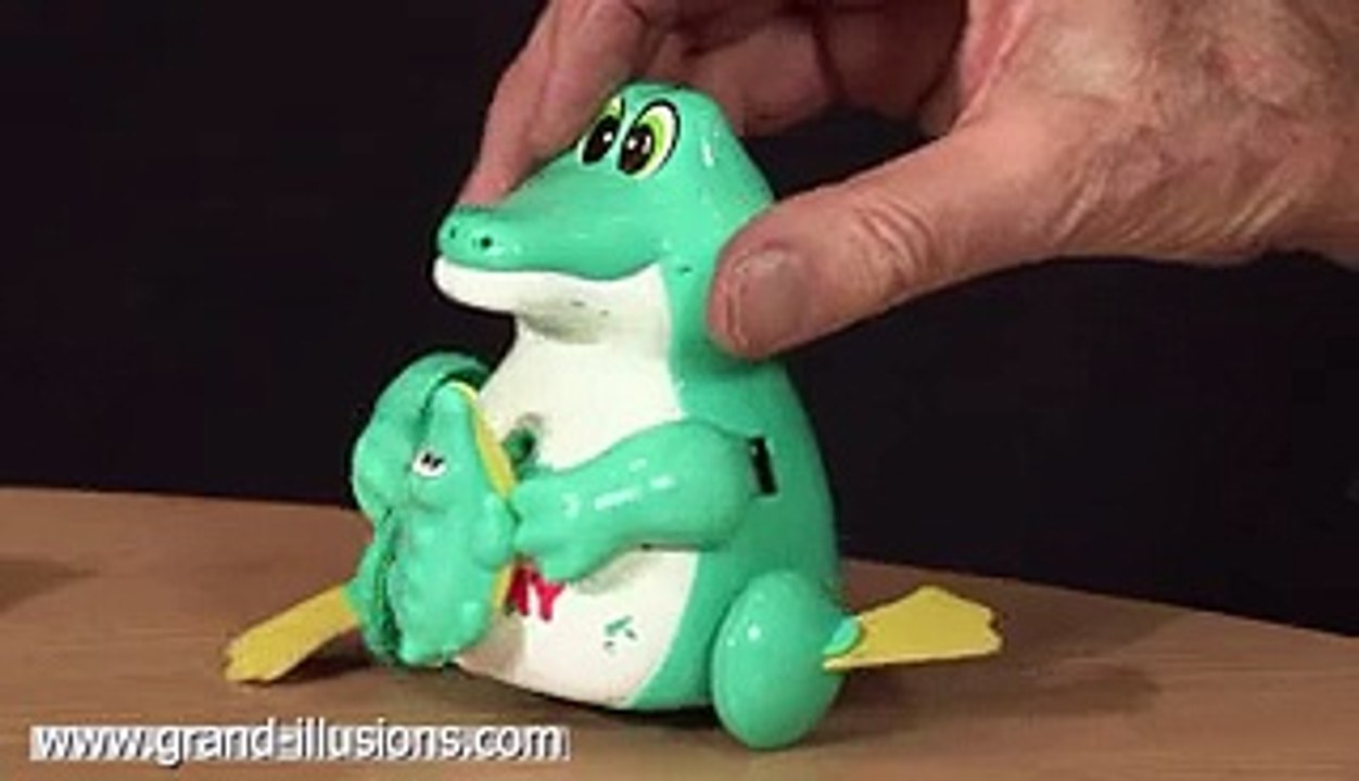 Wind-up Crocodile Toy
