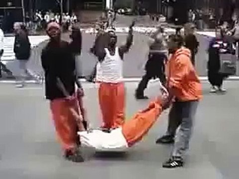 Bu Adamlar Kendini Aşmış