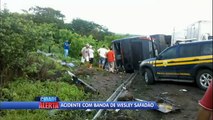 Cidade Alerta 10-03-2015 Ônibus da banda de Wesley Safadão tomba em rodovia do Ceará