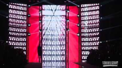 FIRST LOOK: Just Cavalli - Fall 2015 - Milan Fashion Week