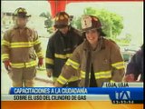 Bomberos capacitan sobre el uso del tanque de gas