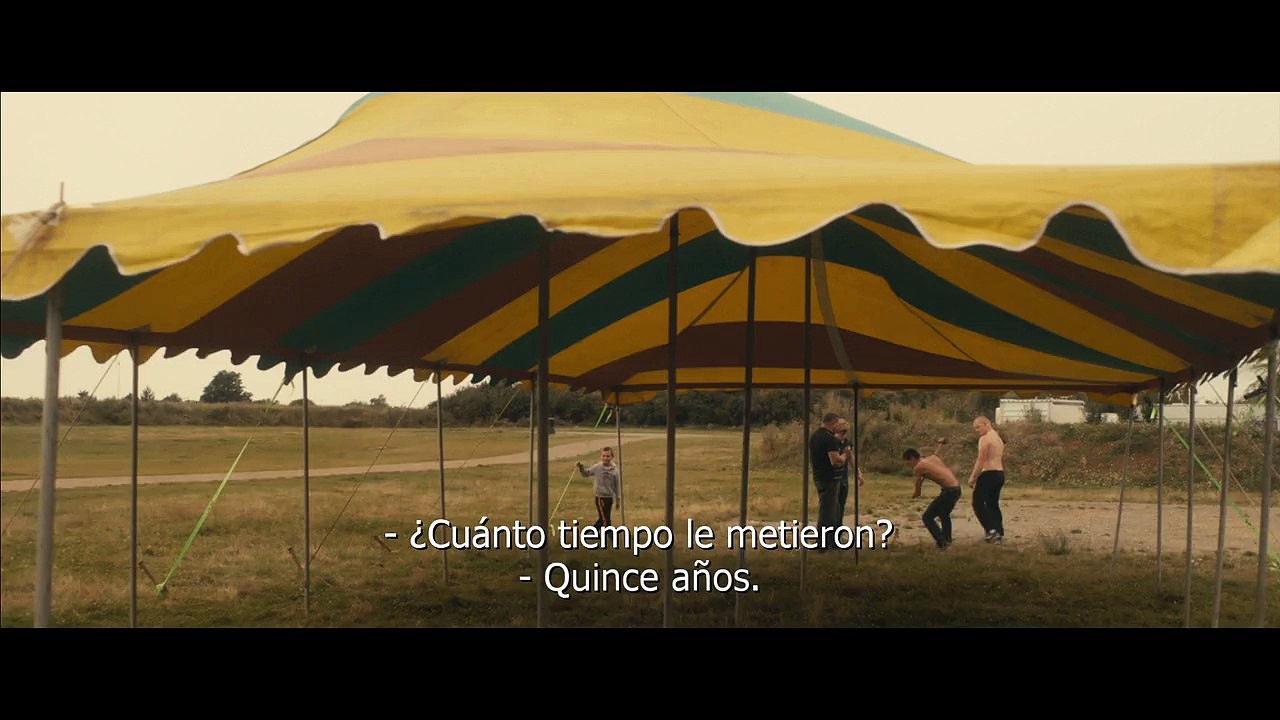 Mange tes morts, tu ne diras point ! (Clan Salvaje) un film de JEAN-CHARLES HUE - TRAILER