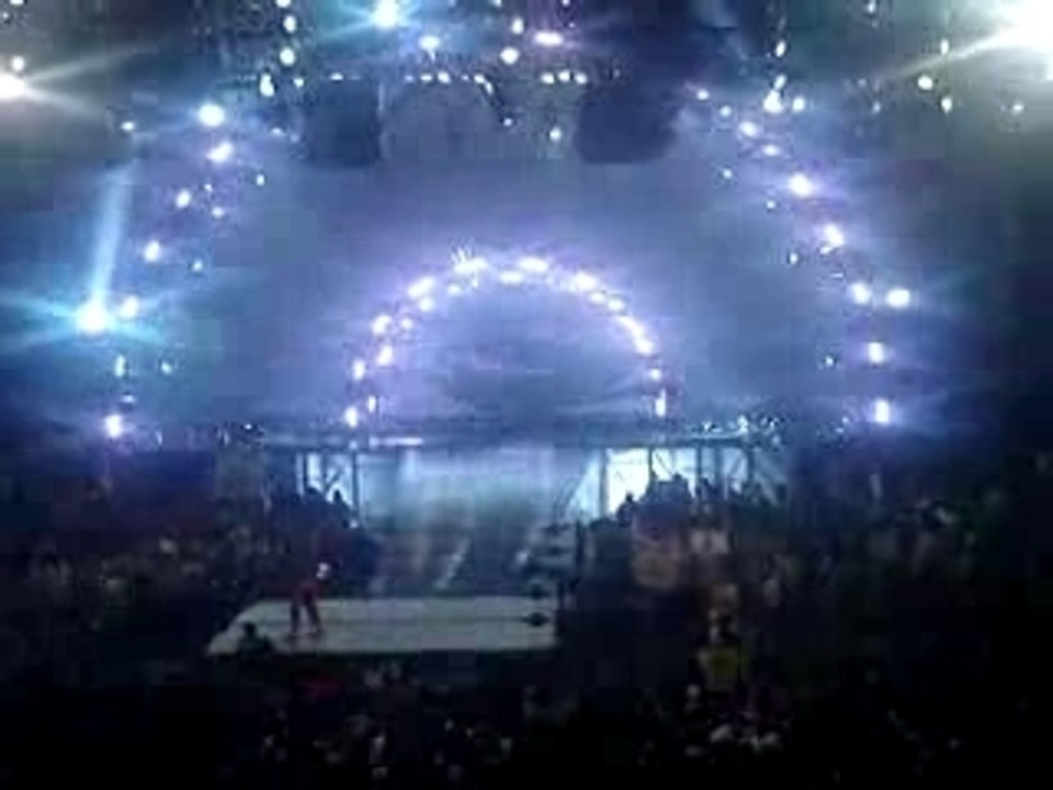 Live-sumerslam06-hulk vs orton