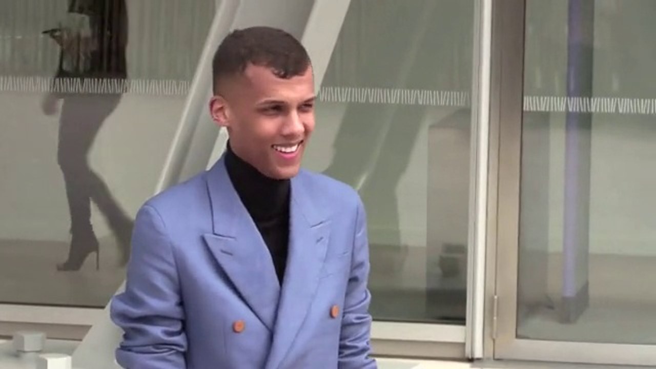 Exclu vidéo : Michelle Willliams, Stromae, Jennifer Connelly... Pluie de stars au défilé Vuitton !