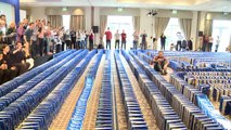 Watch thousands of copies of the Guinness World Records 2015 book topple like dominos!