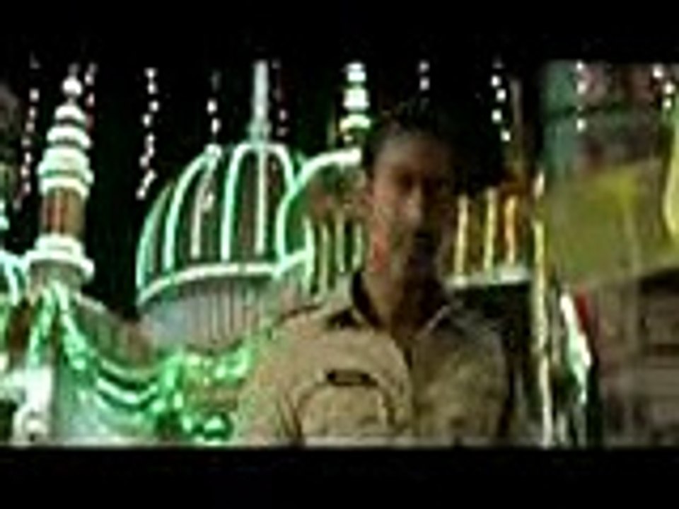 official sun le zara full  song singham returns ajay devgn kareena kapoor
