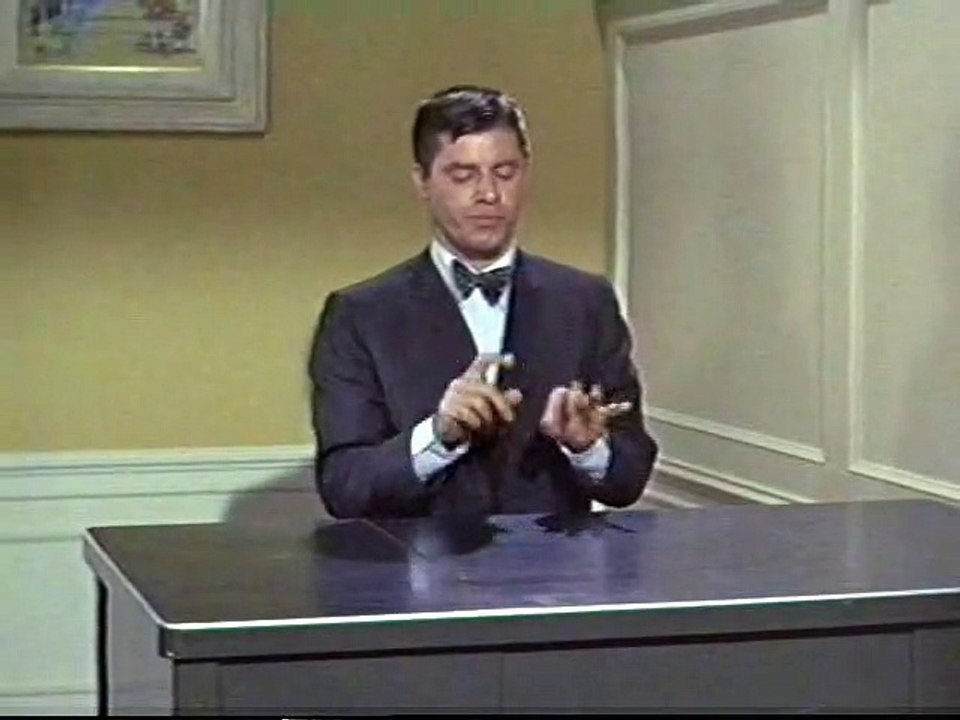 Typing with Music (Jerry Lewis)