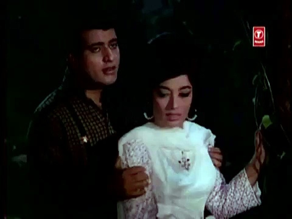 Door reh kar na karo baat qareeb aa jayo