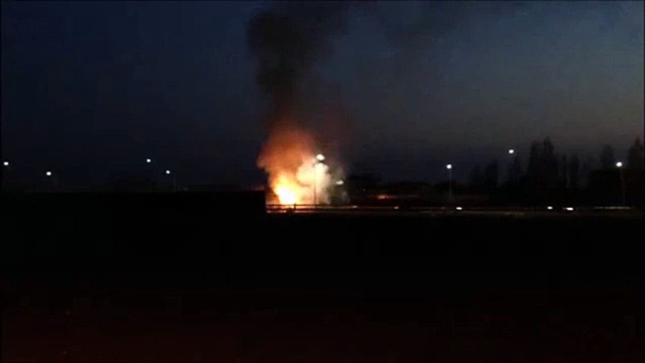 Icaro Tv. Camion in fiamme in A14 a Riccione