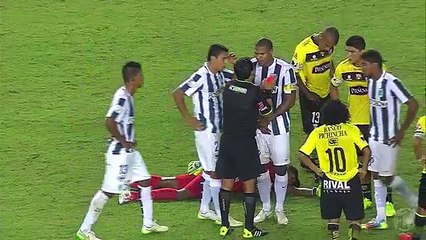Maximo Banguera Fake Faint to Avoid Red Card
