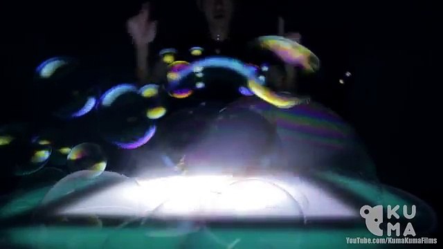 À l'aide de bulles de savon, cet artiste réalise des œuvres incroyables !