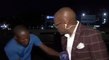 Afrique du Sud : un présentateur braqué devant la caméra