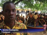 Au Ghana, du courant grâce à des tourniquets dans les cours de récréation