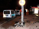 Antalya'da Eğlence Dönüşü Feci Kaza: 1 Ölü, 2 Yaralı