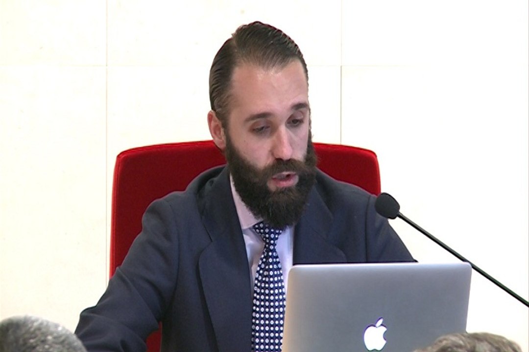 La OMC denuncia la inestabilidad laboral de los médicos