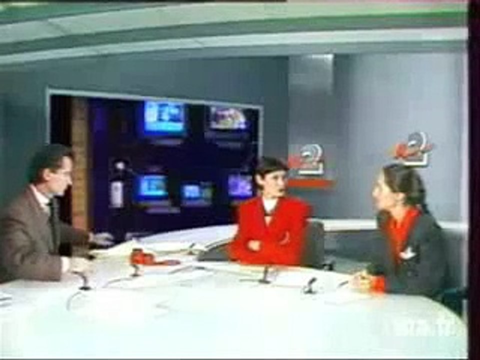 Ségolène Royal s'en prend aux mangas (1989)