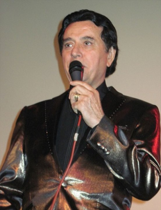 Erol Büyükburç'un Ölümü Sanat Dünyasını Yasa Boğdu