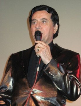 Erol Büyükburç'un Ölümü Sanat Dünyasını Yasa Boğdu