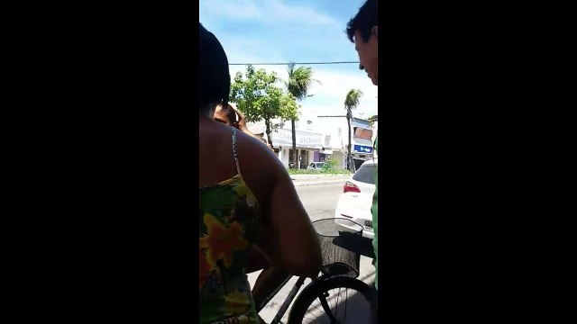 Movimentação das pessoas após assalto em Vila Velha