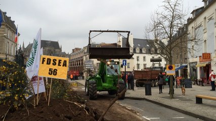 Les paysans érigent un mur de la colère
