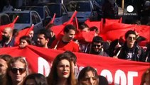 Studenti italiani in piazza contro il ddl scuola del governo Renzi