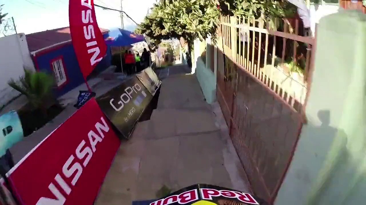 RedBull : Descente en VTT à Valparaiso