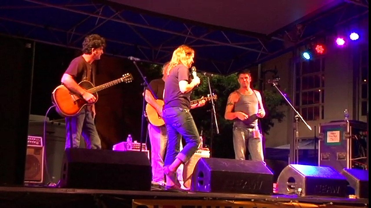 Duke Bardwell & Dread Clampett perform 'Roses On Your Grave' Sidewalk Film Festival 2012