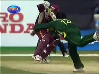 OMG Shoaib Akhtar Dangerous Bouncer to Brian Lara