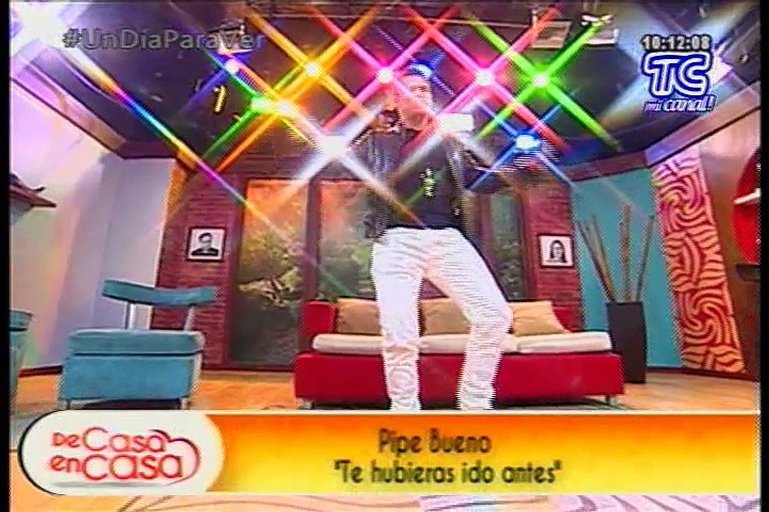 De Casa En Casa - Presentación de Pipe Bueno